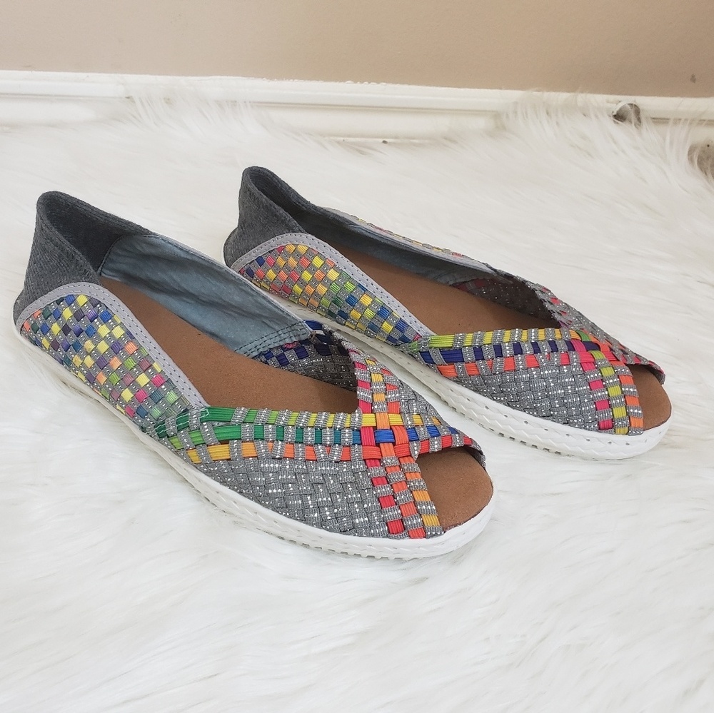 Bernie mev sz 39 peep toe shoes